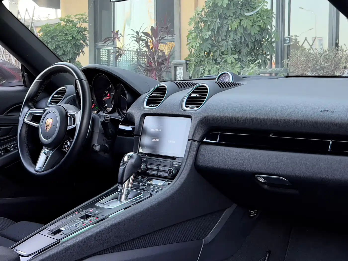Porsche 718 2022 Boxster T 2.0T фото 10