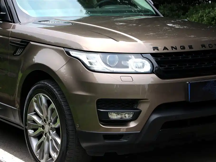 Photo 17 - Land Rover Range Rover Sport