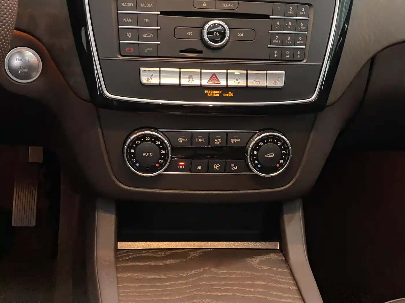 Mercedes-Benz GLE 2018 GLE 400 4MATIC Ultimate Edition фото 14