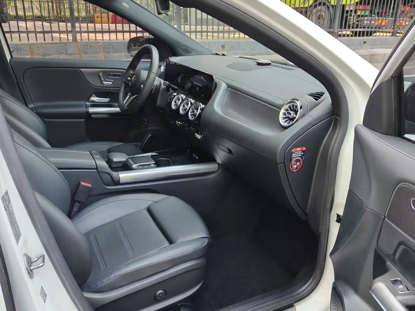 Mercedes-Benz GLA 2020 GLA 200 4MATIC фото 15