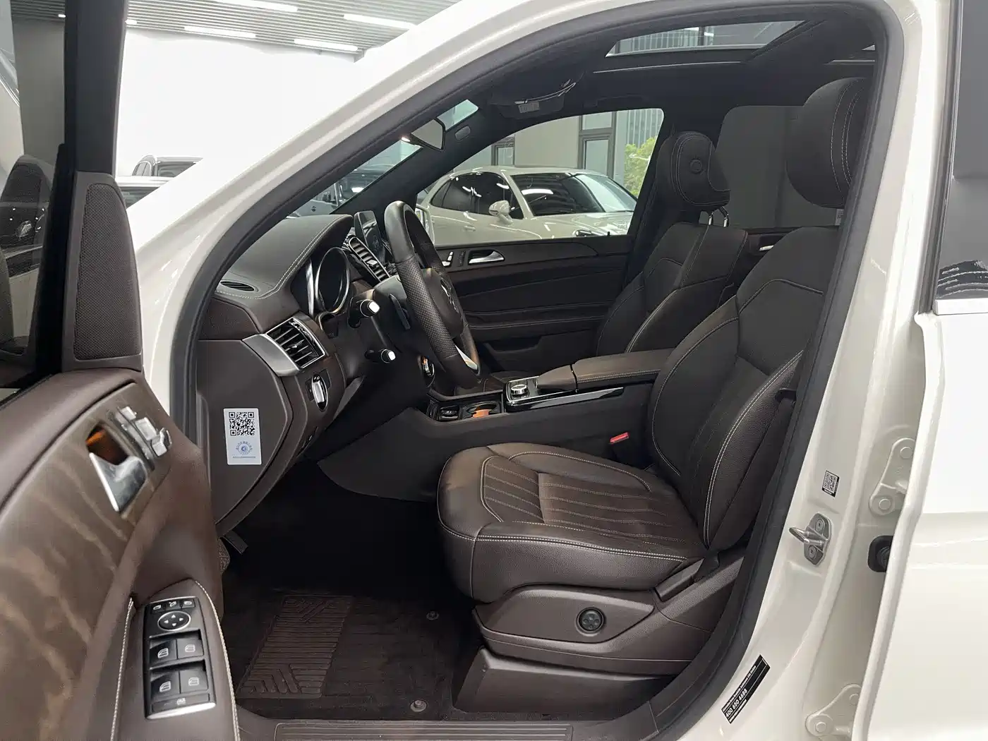 Mercedes-Benz GLE 2018 GLE 400 4MATIC Ultimate Edition фото 9