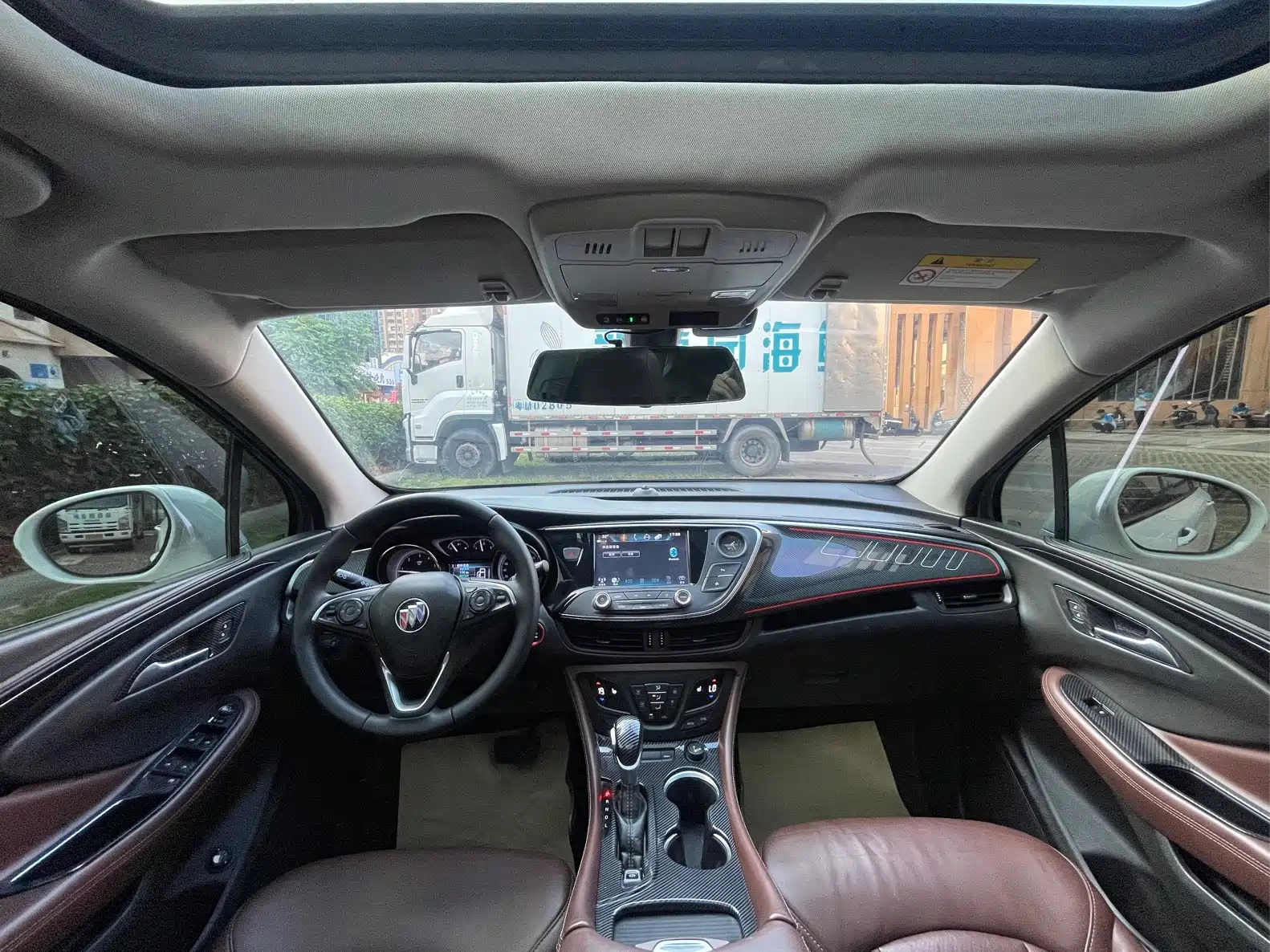 صورة 13 - Buick Envision Plus