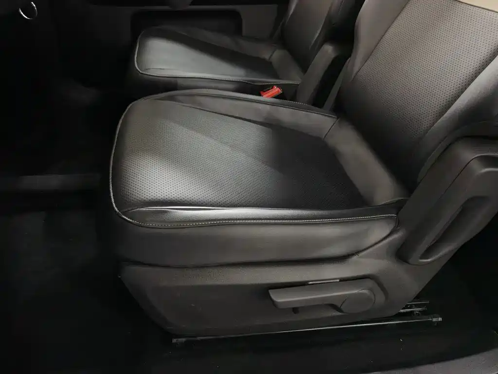Baojun KiWi EV 2022 2021 Designer NMC