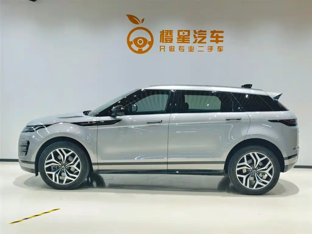 Land Rover Range Rover Evoque 2024 Range Rover Evoque L 249PS Light Master Edition фото 3