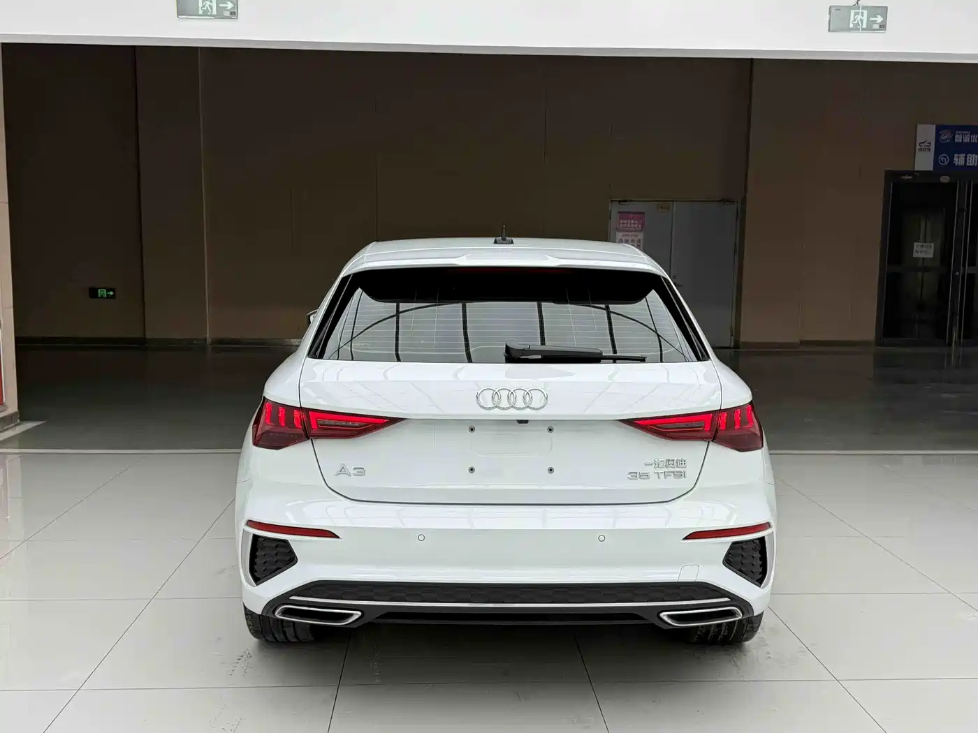 Audi A3 2023 Sportback 35 TFSI Luxury Sport фото 15
