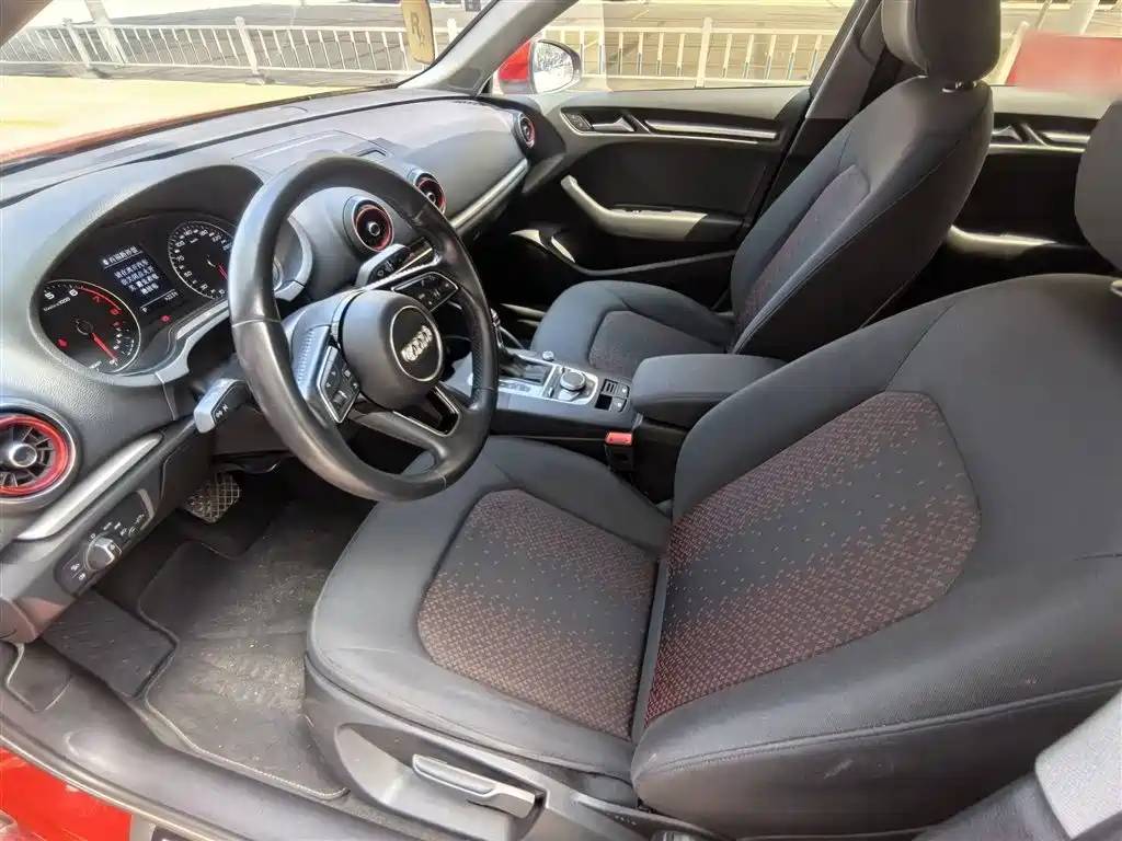 Audi A3 2018 30th Anniversary Sportback 35 TFSI Progressive фото 8