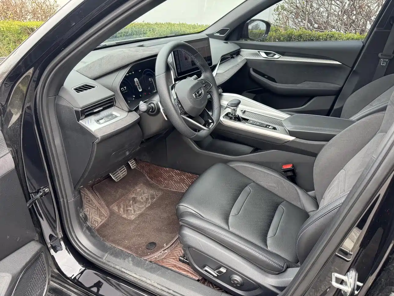 Фото 8 - Geely Preface