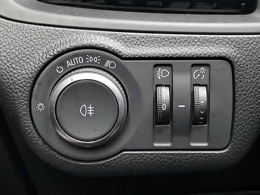 صورة 21 - Buick Envision Plus