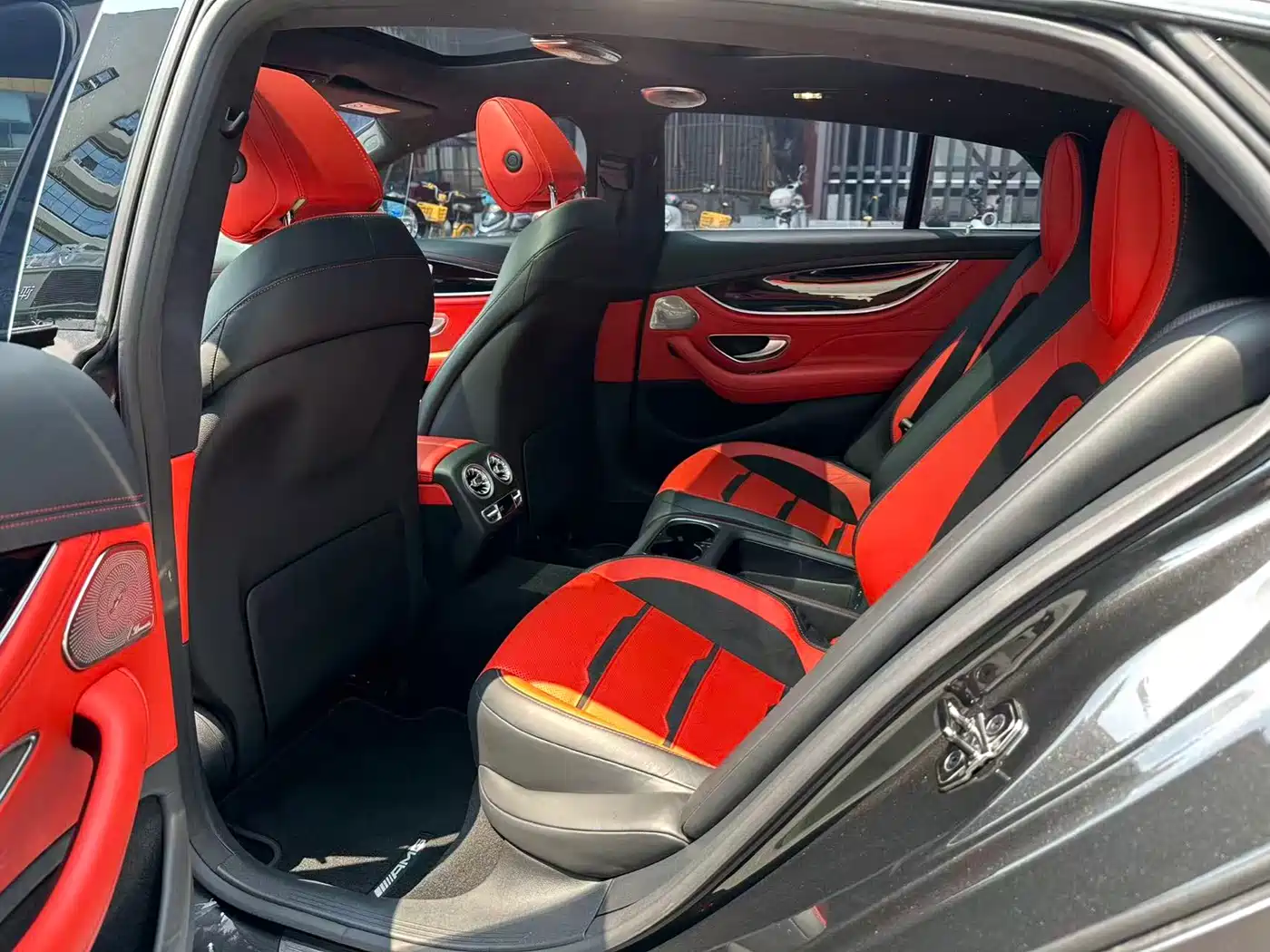 MERCEDES-BENZ AMG GT