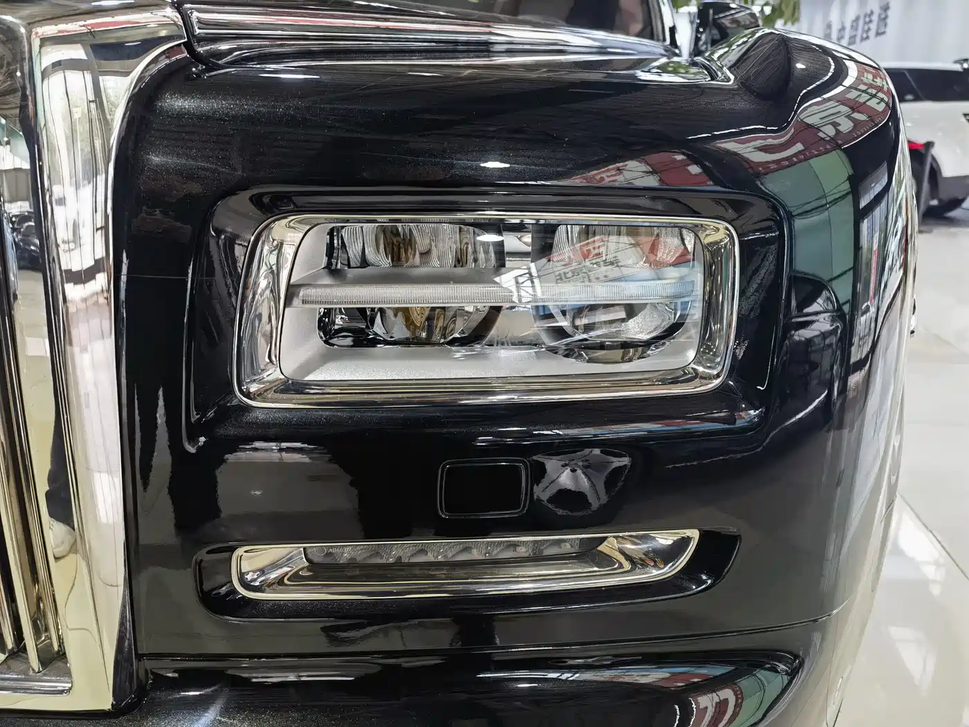 Rolls-Royce Phantom 2016 2013 6.7L Extended Wheelbase (EWB)