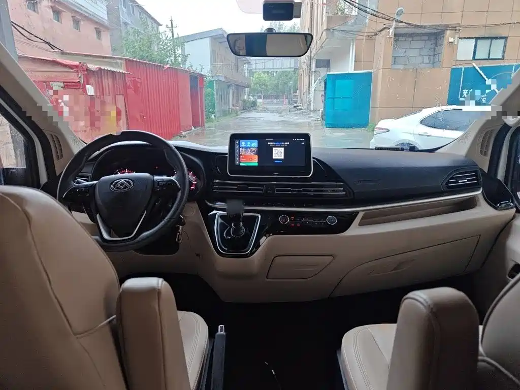 SAIC Maxus Xintu V90 2023 2022 2.0T Manual Zhida RWD Long Wheelbase High Roof Single Rear Tire 9-Seater