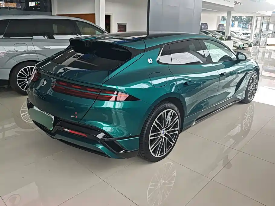 Denza Z9GT 2026 2026 Model Yi San Fang Flash Charge Performance Edition