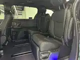 Photo 19 - Toyota Sienna