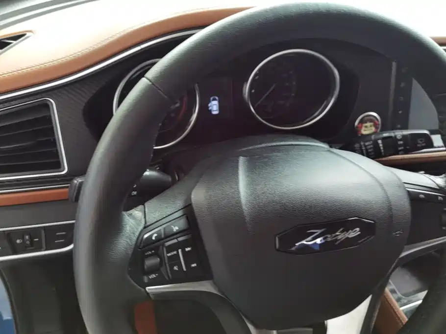 Zotye T300 2018 2017 1.5T CVT Flagship