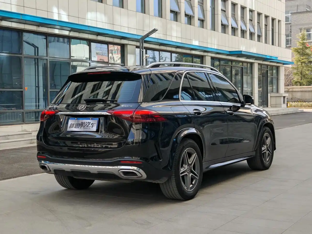 Mercedes-Benz GLE 2024 GLE 450 4MATIC Fashion фото 2