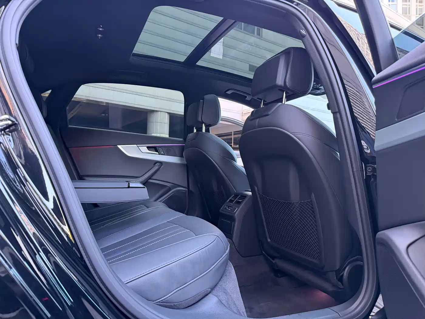 Audi A4L 2023 40 TFSI Luxury Sport фото 10