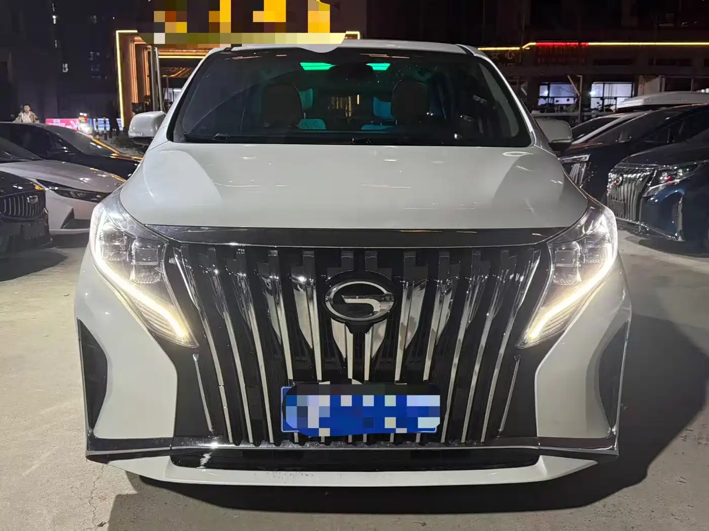 GAC TRUMPCHI M8