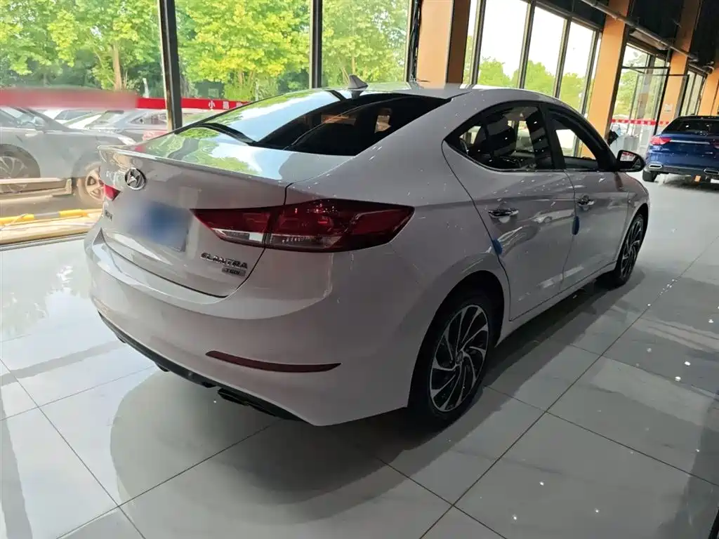Hyundai Elantra 2019 1.4T Dual-clutch XuanDong·Vitality Type фото 7