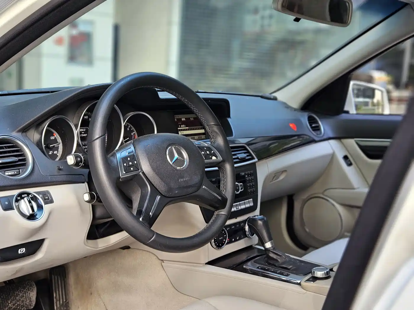 Mercedes-Benz C-Class 2013 Model C 180 CGI Classic фото 9