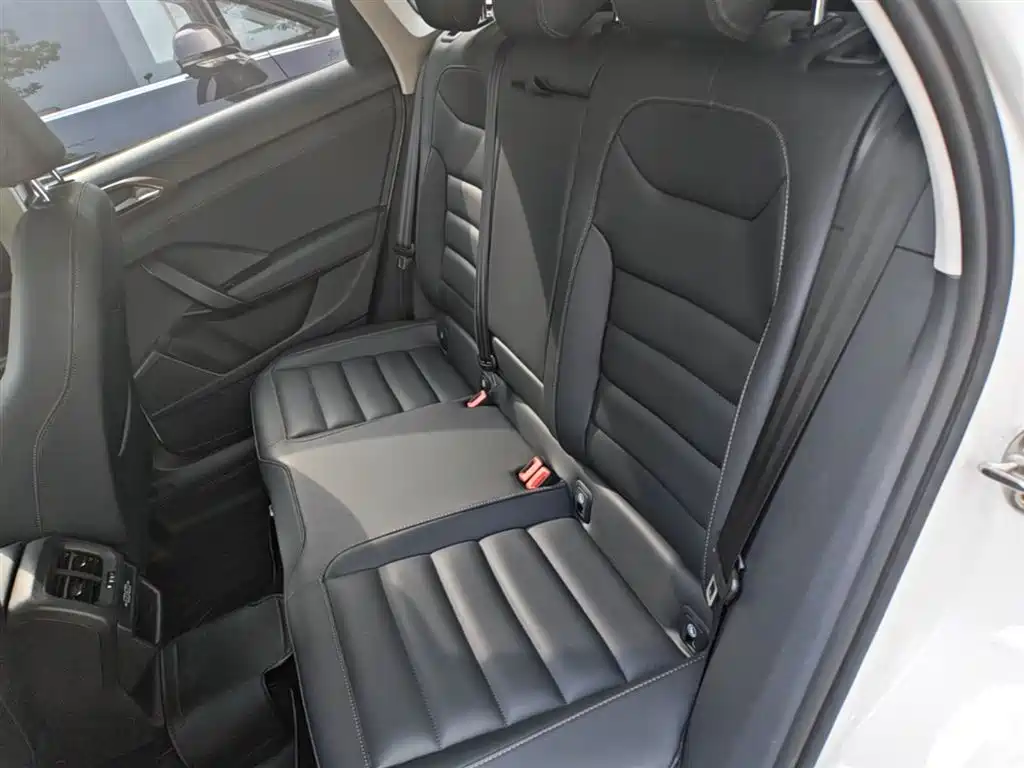 Volkswagen Tharu 2020 330TSI 4WD Luxury Edition China VI фото 17