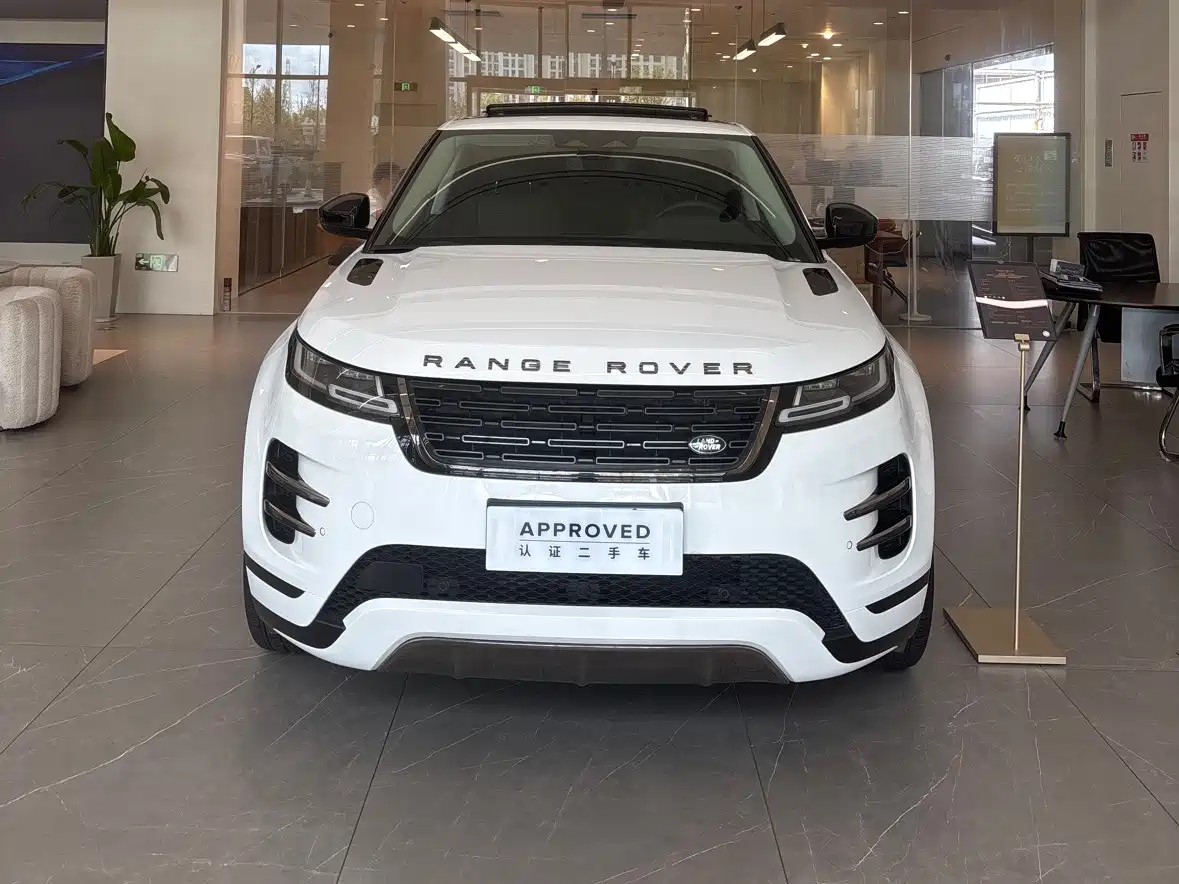 Land Rover Range Rover Evoque 2025 2024 Range Rover Evoque L 249PS Light Master Edition