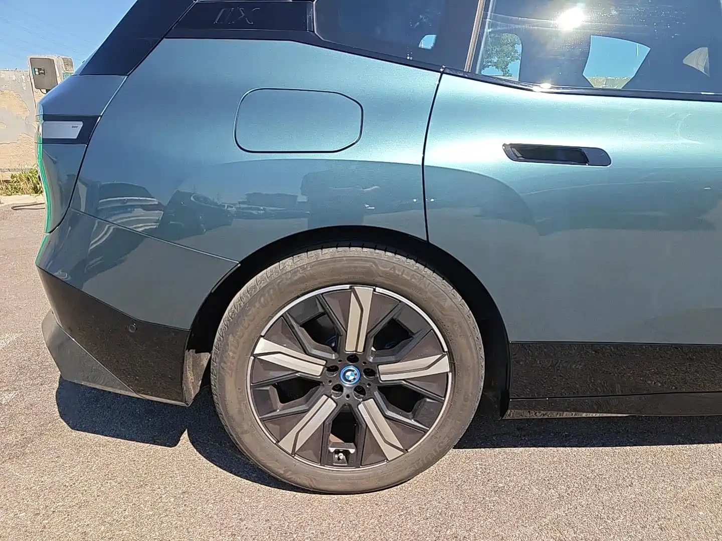 Фото 7 - BMW iX