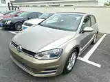 Фото 2 - Volkswagen Golf