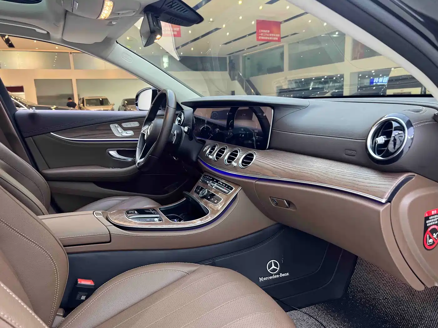 MERCEDES-BENZ E-CLASS