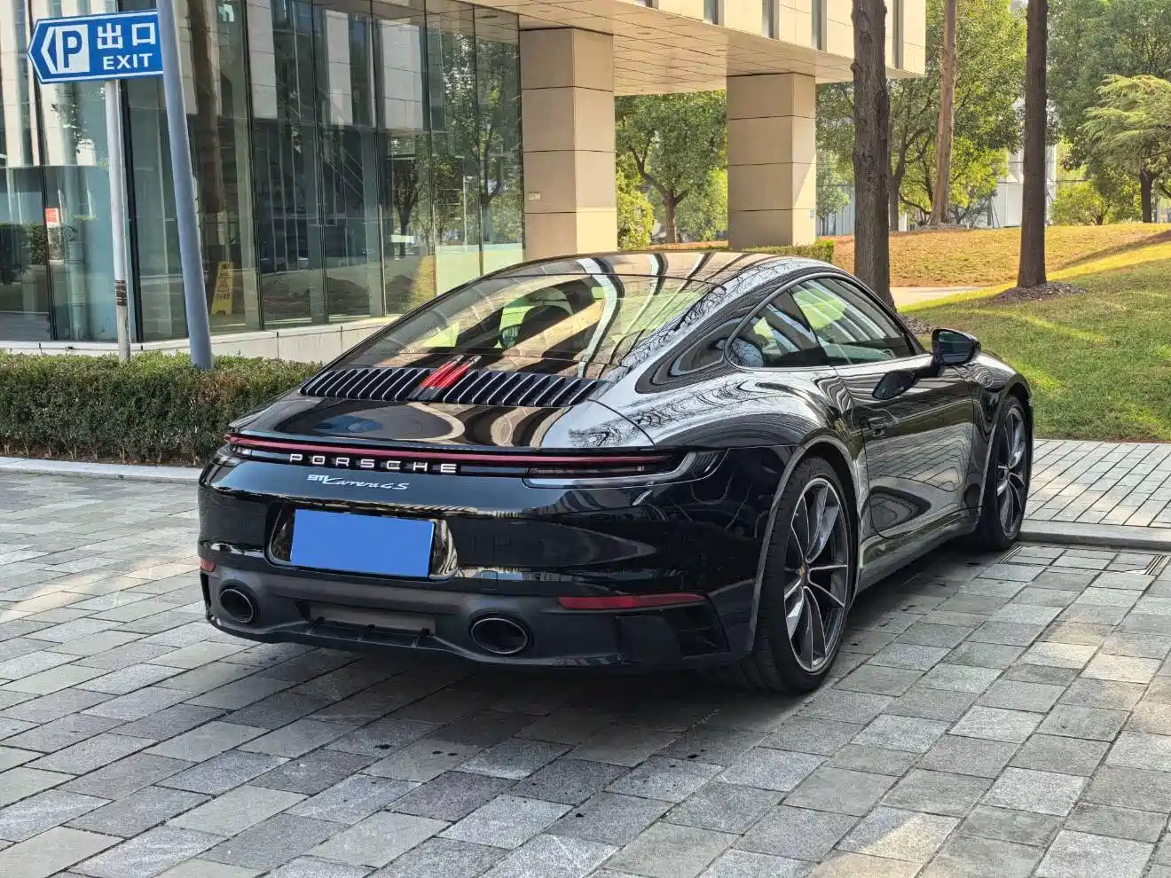 Porsche 911 2019 Carrera 4S 3.0T фото 46
