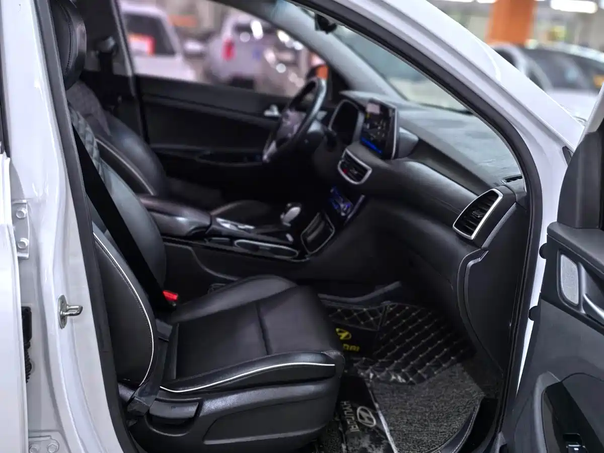 Hyundai Tucson 2019 280TGDi Dual Clutch 2WD Fashion Edition China V фото 5