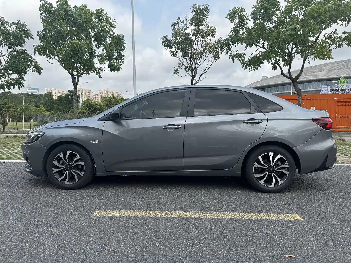 Chevrolet Monza 2019 RS 330T Auto Smooth Edition China VI фото 9