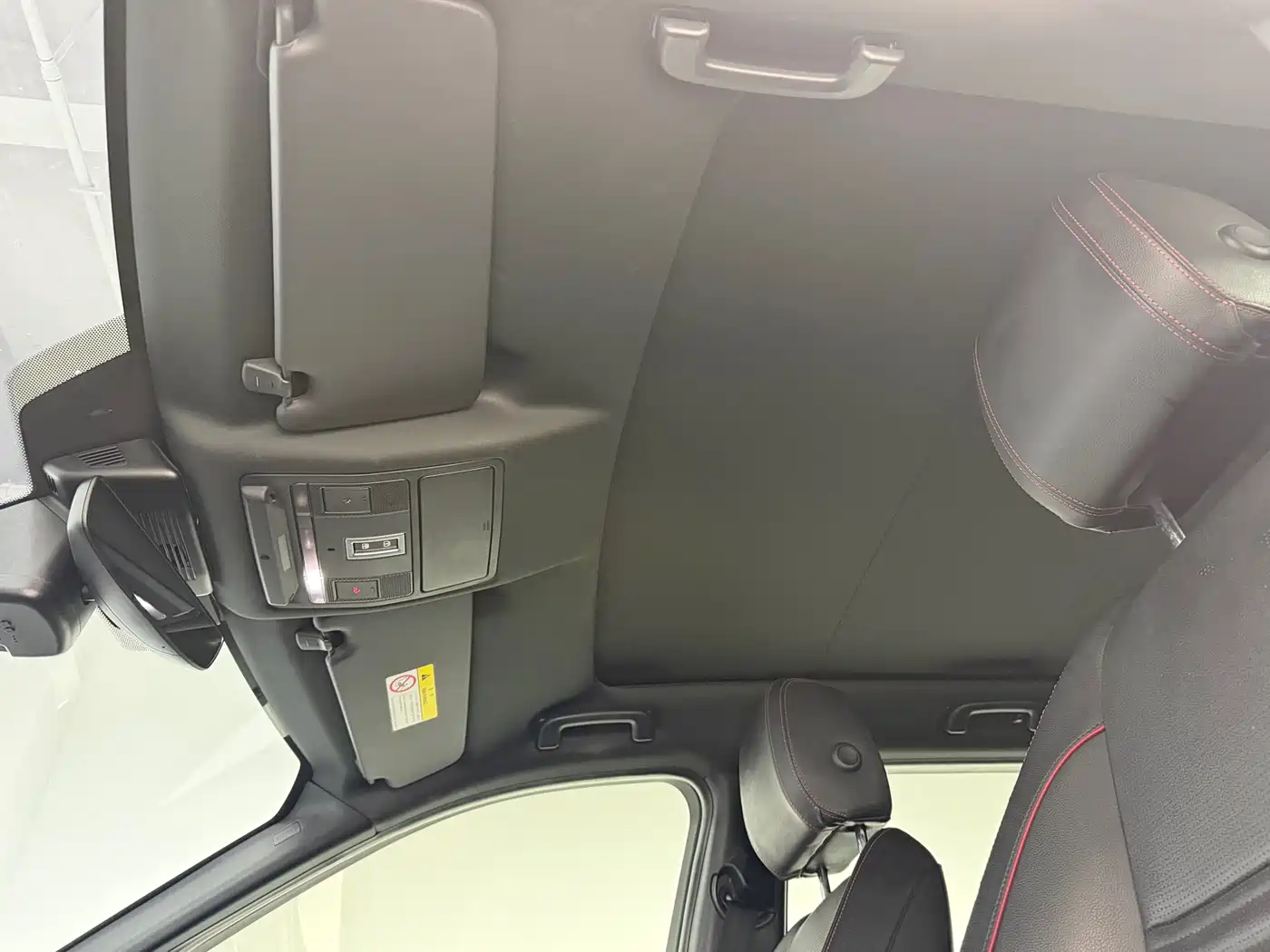Land Rover Discovery Sport 2020 249PS R-Dynamic Performance фото 14