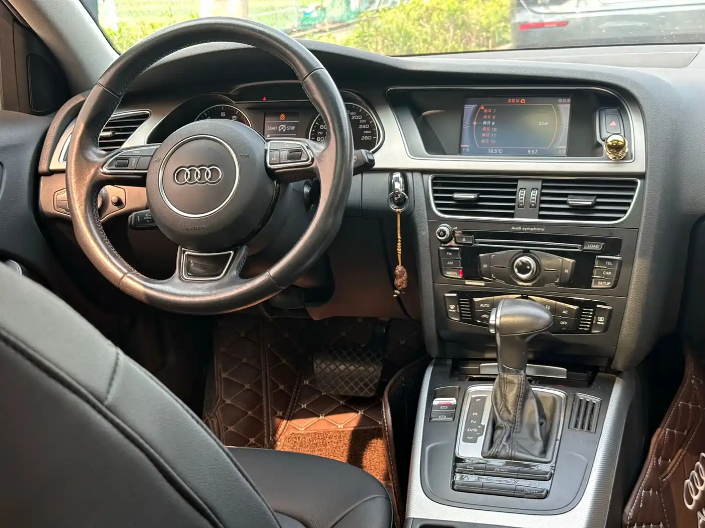 Audi A4L 2013 35 TFSI Automatic Standard фото 6