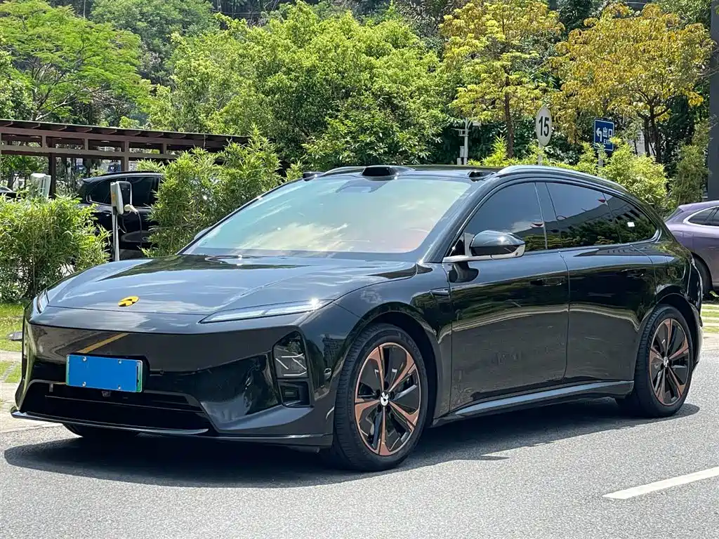 NIO ET5T 2025 75kWh Touring