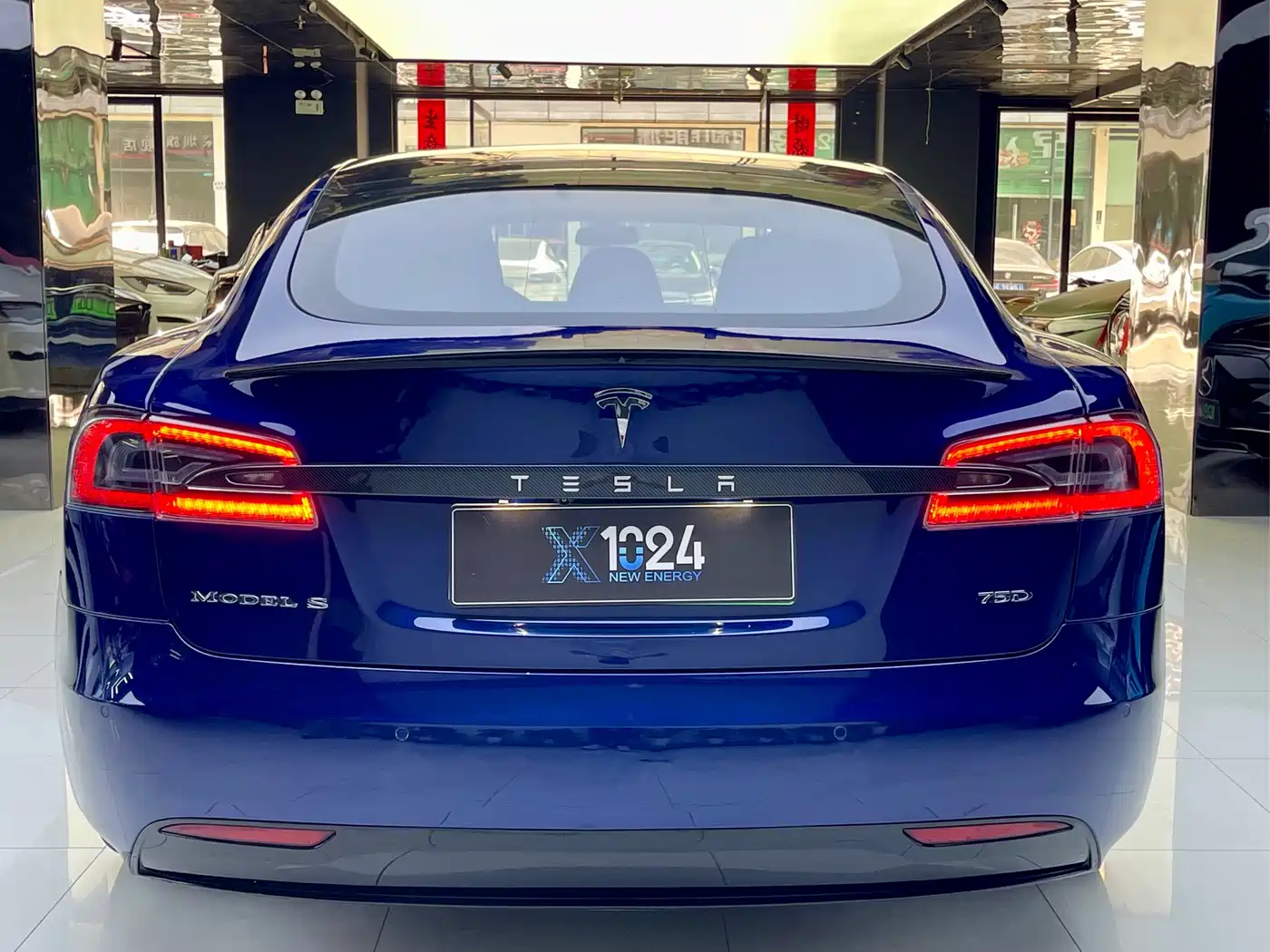 TESLA MODEL S