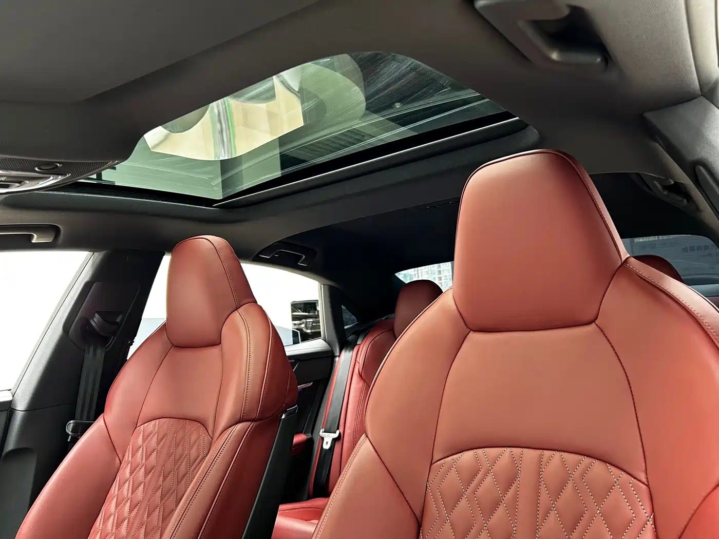 Audi A7L 2024 45 TFSI quattro S-line Black Warrior Edition фото 11
