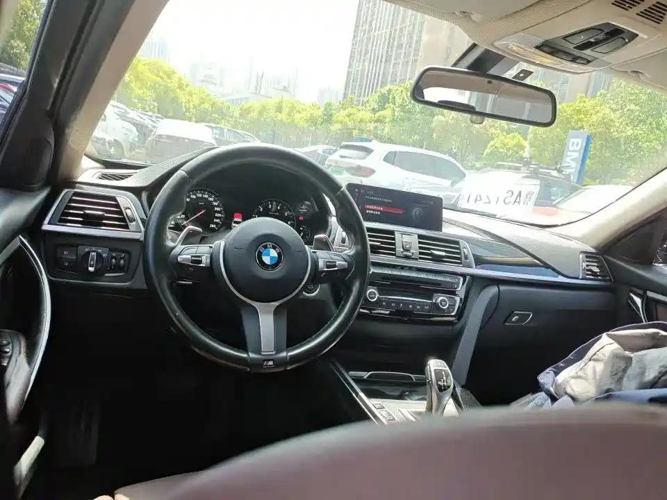 BMW 3 Series 2018 320Li Leading M Sport Package фото 4