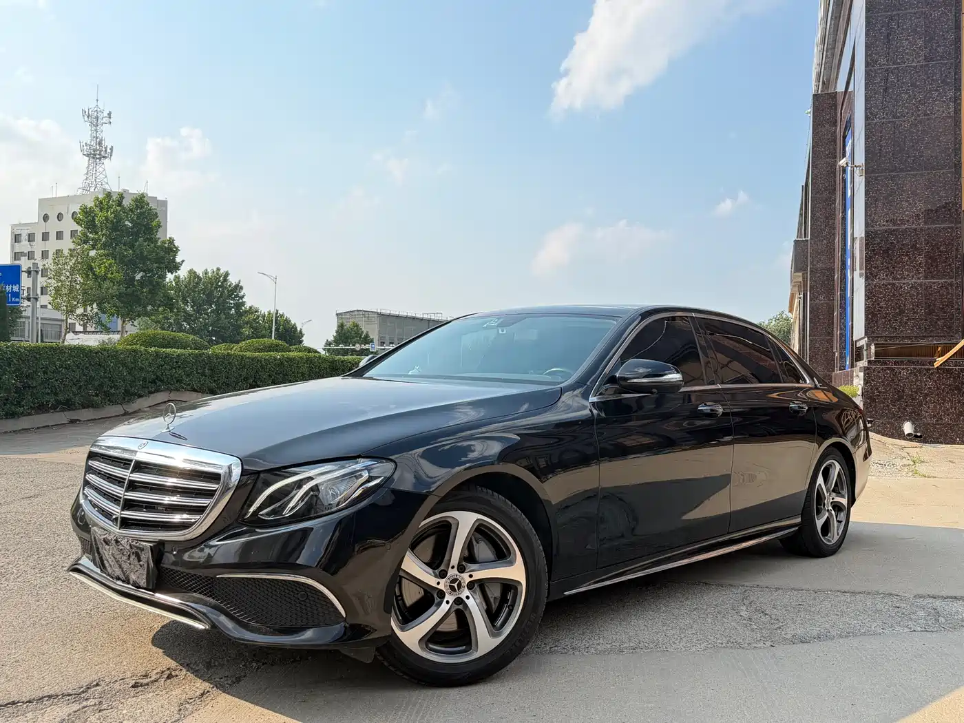 Mercedes-Benz E-Class 2019 E 300 L Sport Fashion