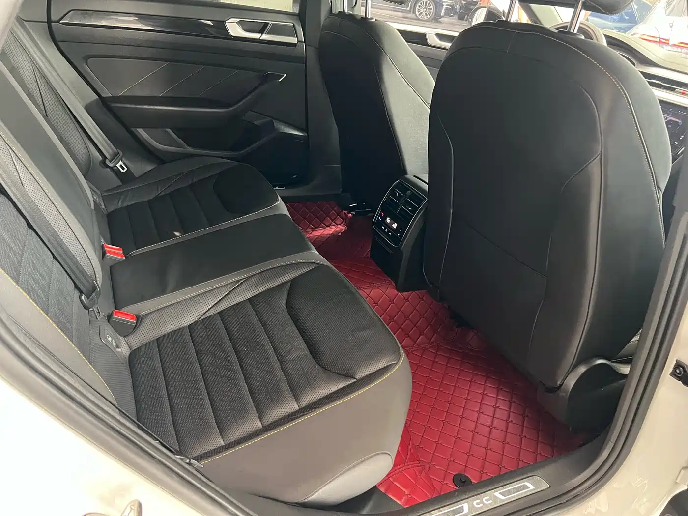 Volkswagen FAW-Volkswagen CC 2021 380TSI Eye-catching Edition фото 13