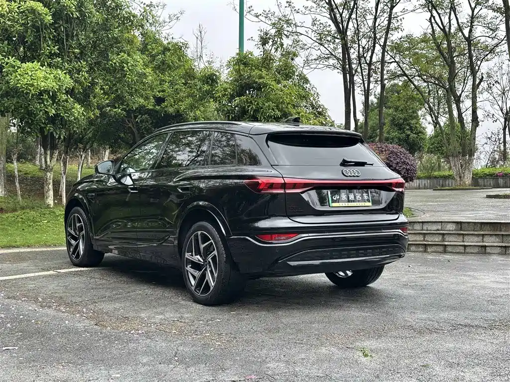 Audi Q6L e-tron 2025 Model Pioneer Edition фото 21