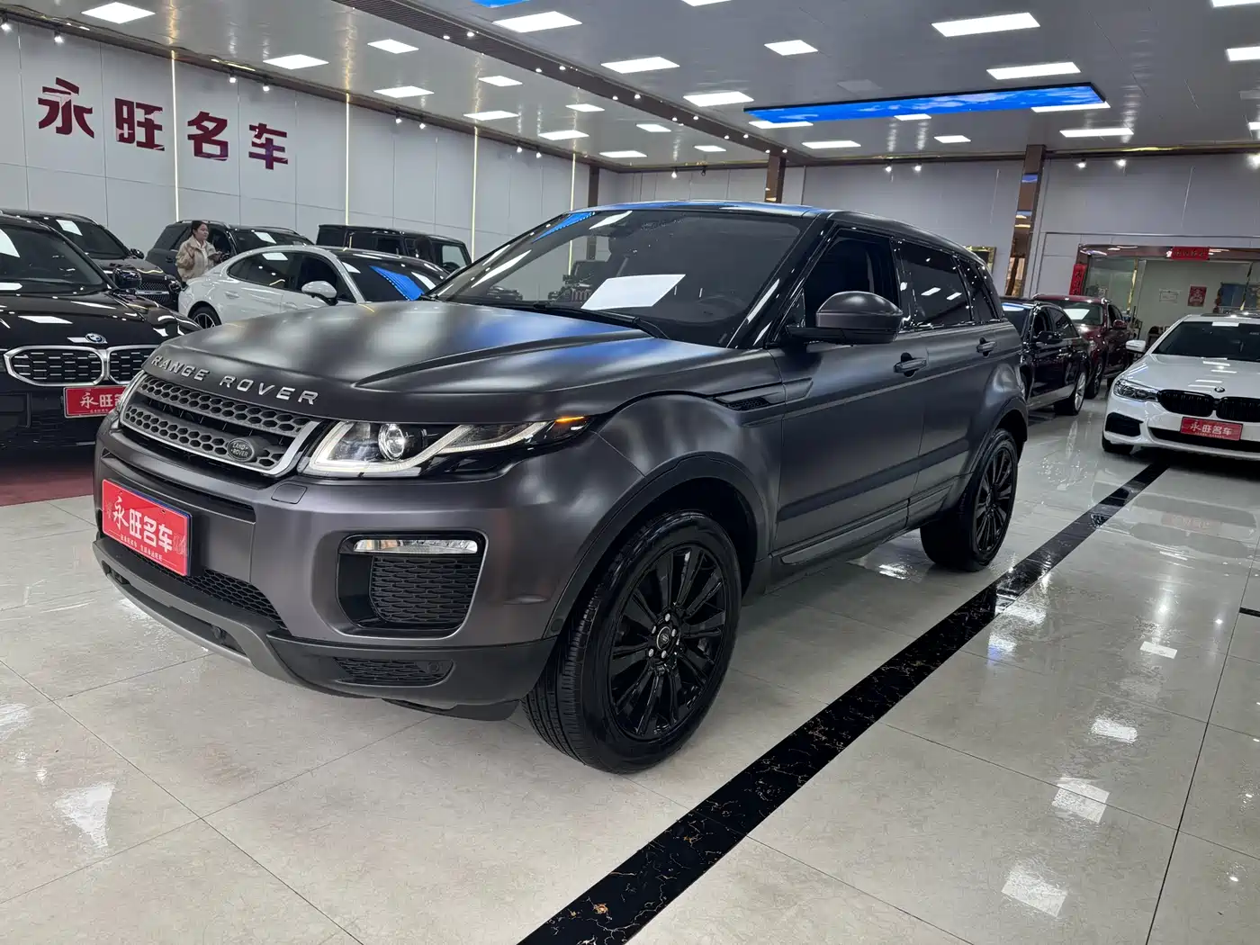 Land Rover Range Rover Evoque 2018 240PS SE Smart Edition фото 2