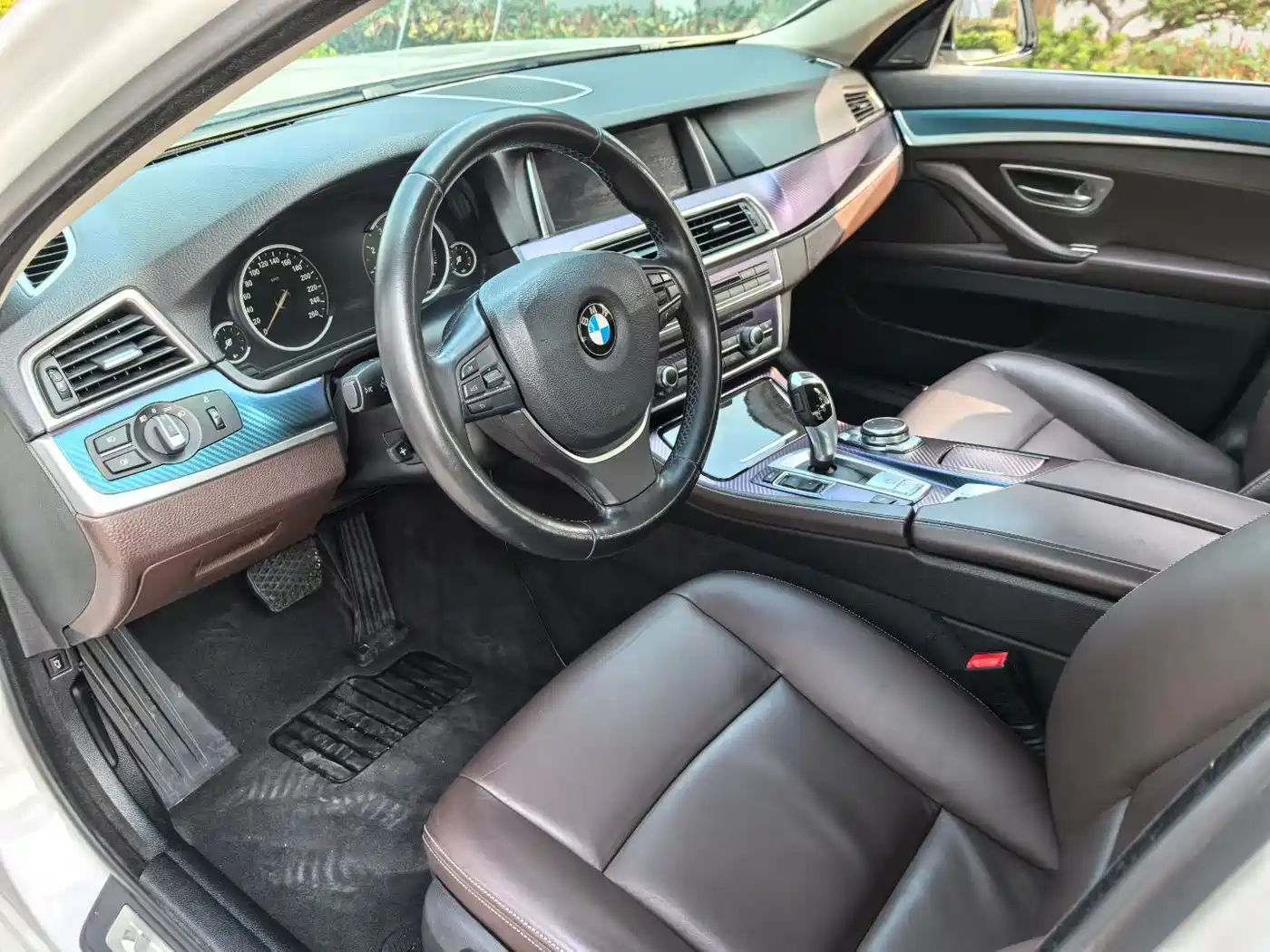 BMW 5 Series 2017 525Li Luxury Design Package фото 7