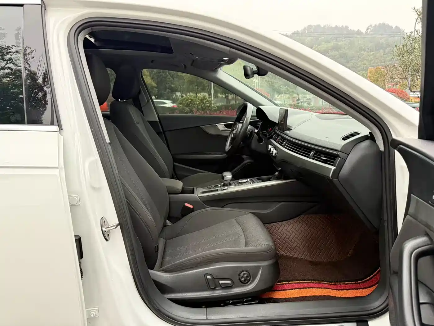 Audi A4L 2019 40 TFSI Progressive (China VI) фото 6