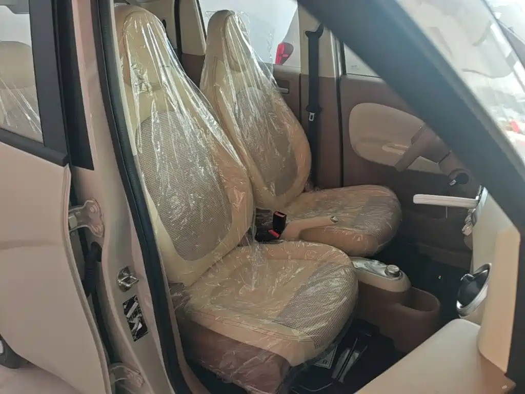 Wuling Motors Hongguang MINIEV 2026 2025 4-Door Advanced