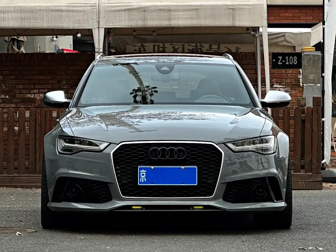 Audi RS 6 2016 RS 6 4.0T Avant фото 2