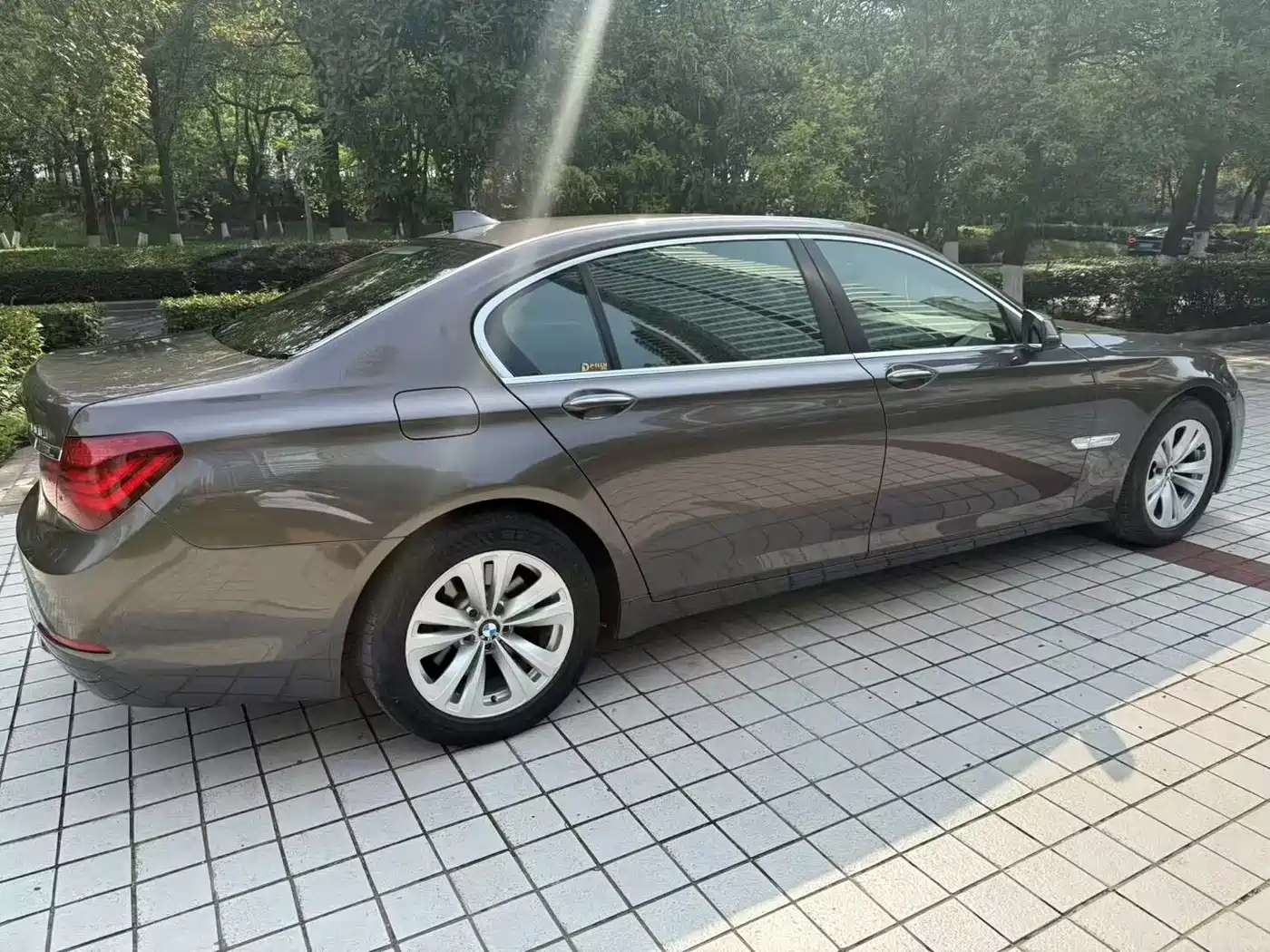 BMW 7 Series 2013 Model 730Li Luxury фото 9