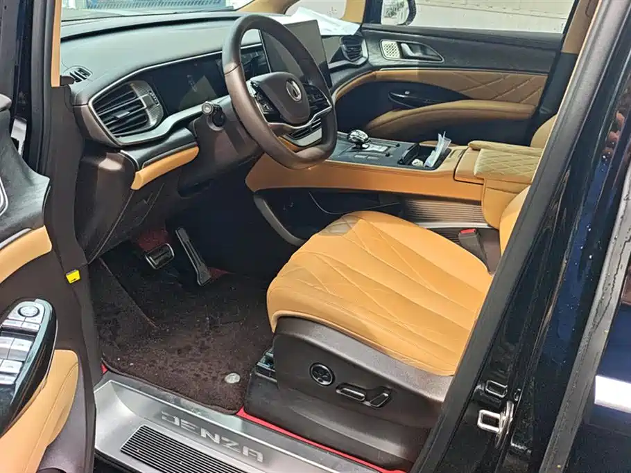 Denza D9 2025 DM-i Smart Drive Edition 1020 AWD Prestige фото 9