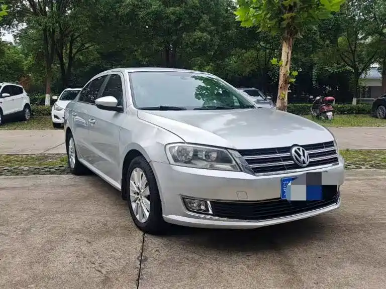 Photo 3 - Volkswagen Lavida