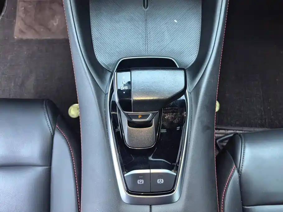 MG MG5 2024 2025 300TGI Global Flagship