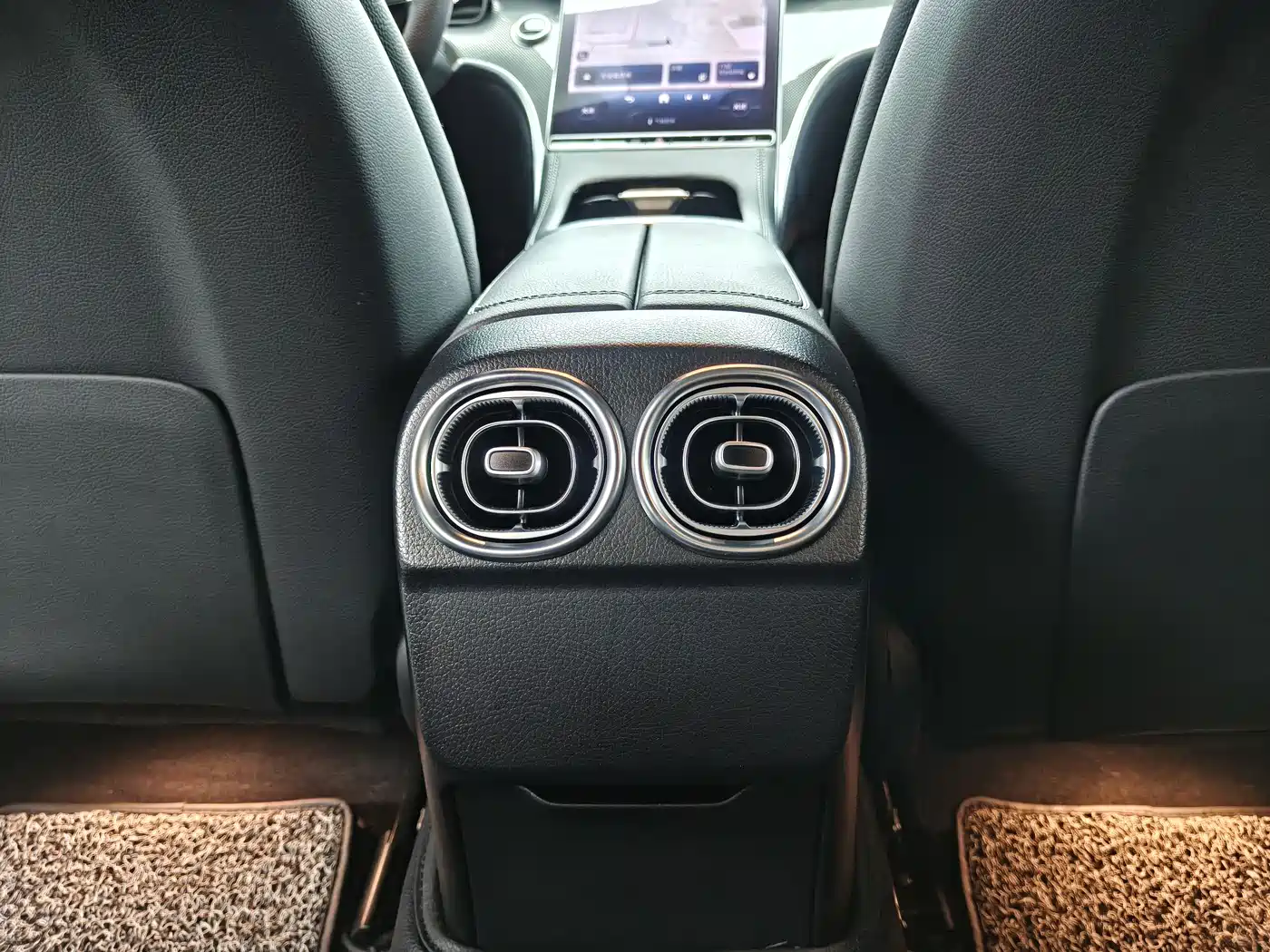 Mercedes-Benz C-Class 2024 Second Facelift C 260 L Night Edition Sport фото 15